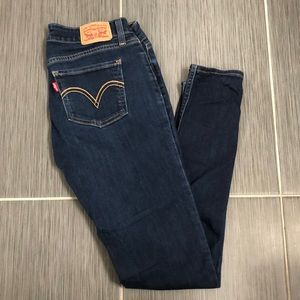 levi’s 535 super skinny size 28 jeans !!